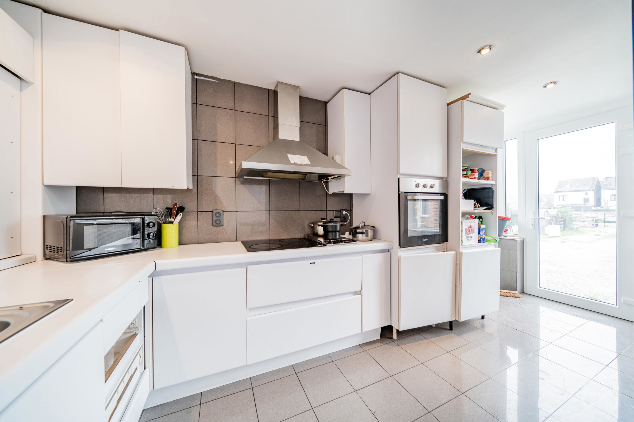 Maison à vendre à Montignies-Sur-Sambre avec 10 chambres - photo 4