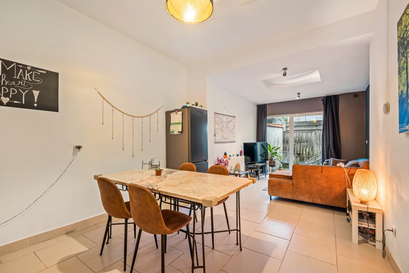 Betaalbare starterswoning met 2 slaapkamers (3 mogelijk) en zonnig terras in het centrum - foto 3