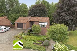 Dans le charmant Mal, hameau de Tongres-Borgloon, vous trouverez cette maison individuelle avec un jardin magnifique et un garage. La...