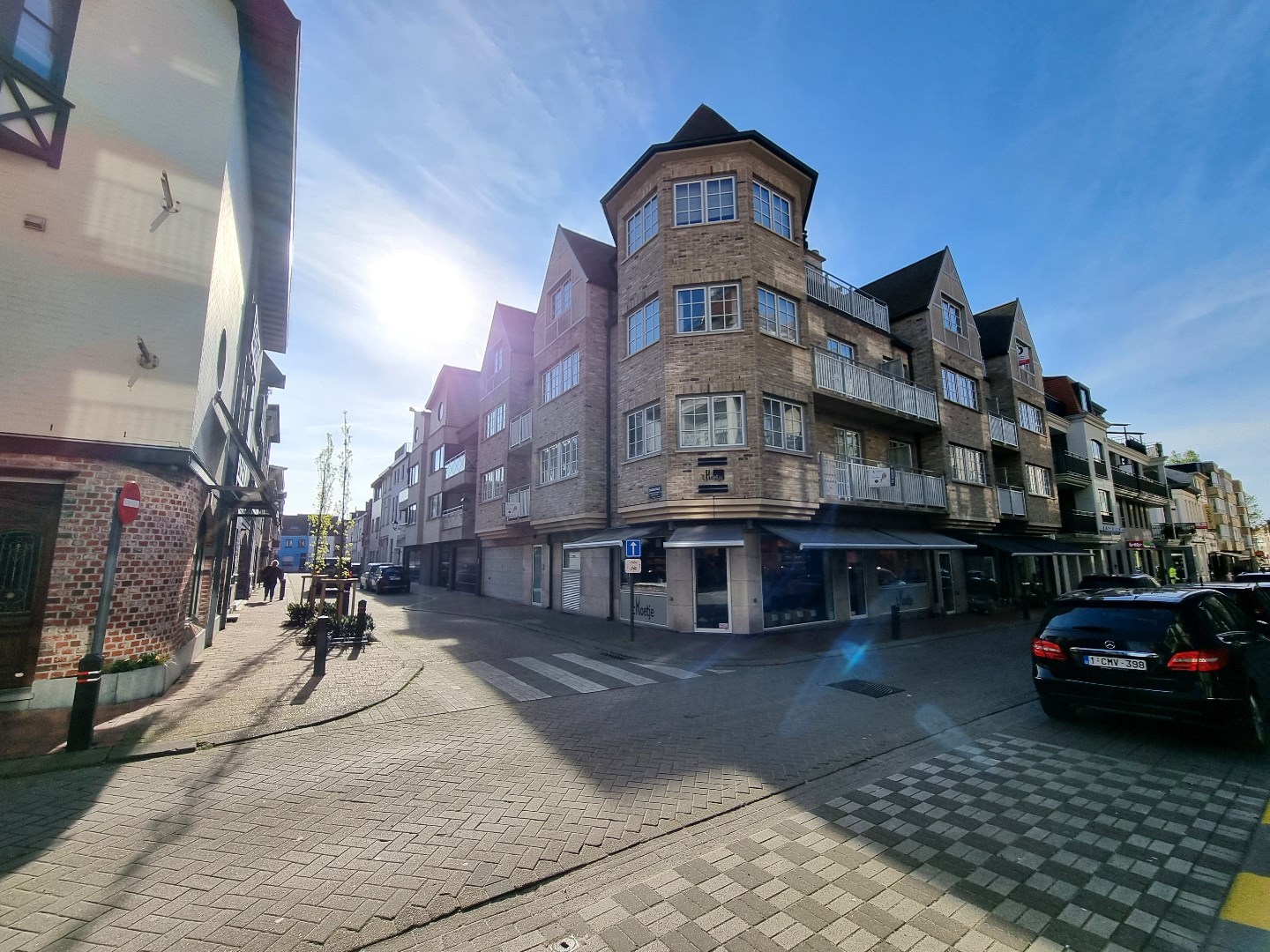 Handelszaak (hoekligging) op absolute topligging in Heist - foto 1