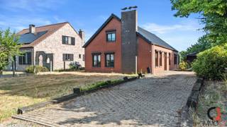 Landelijk gelegen eengezinswoning (OB) op een mooi perceel van 08 A en 84 CA, midden in een residentiële buurt van Tessenderlo-Ham met achteraan...