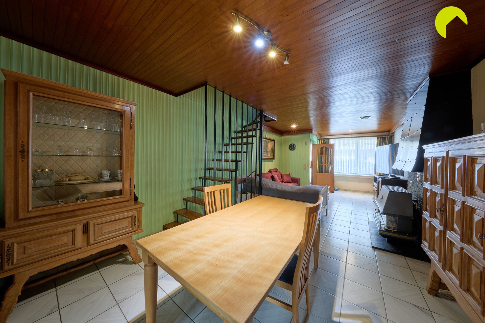 Te renoveren woning met tuintje in doodlopende straat - foto 4