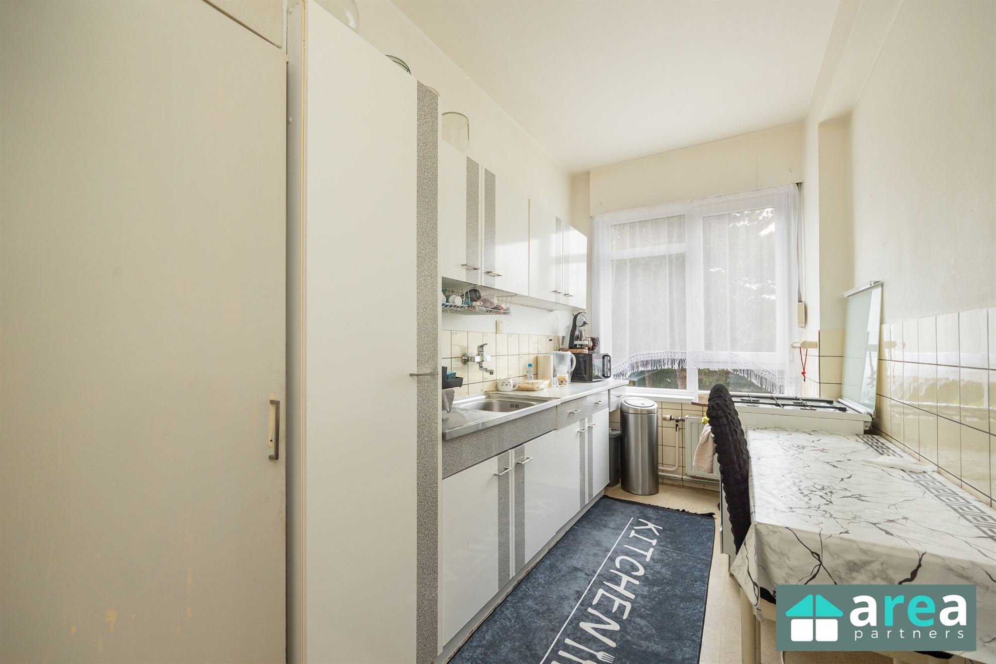 Leuk 2 slaapkamer appartement in gezellige buurt! - foto 3