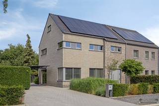 Instapklare gezinswoning met 4 slaapkamers, energiezuinig én perfect gelegen in MillegemWelkom in deze instapklare woning, gelegen in de...