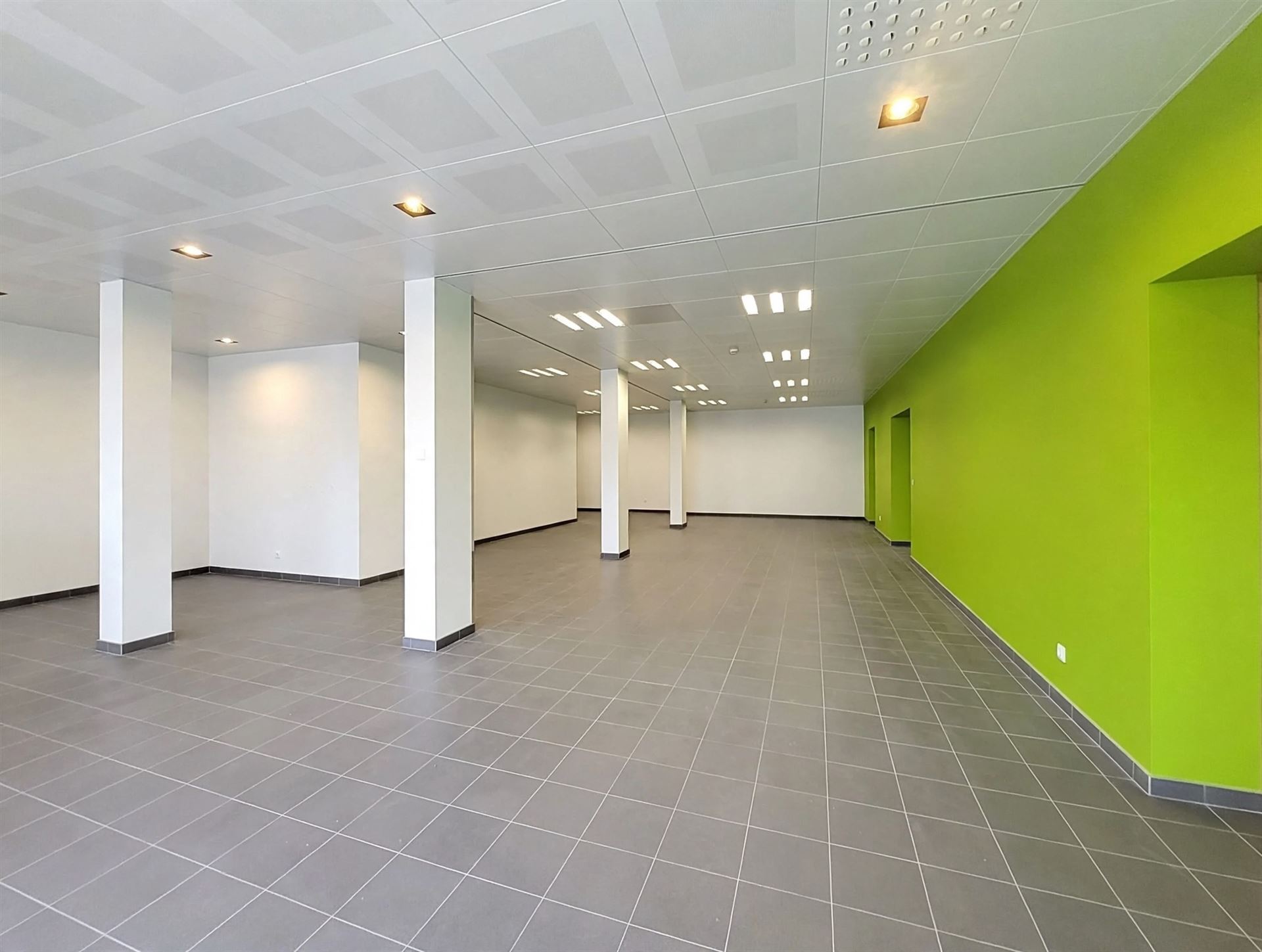 Commercial à vendre à Ypres