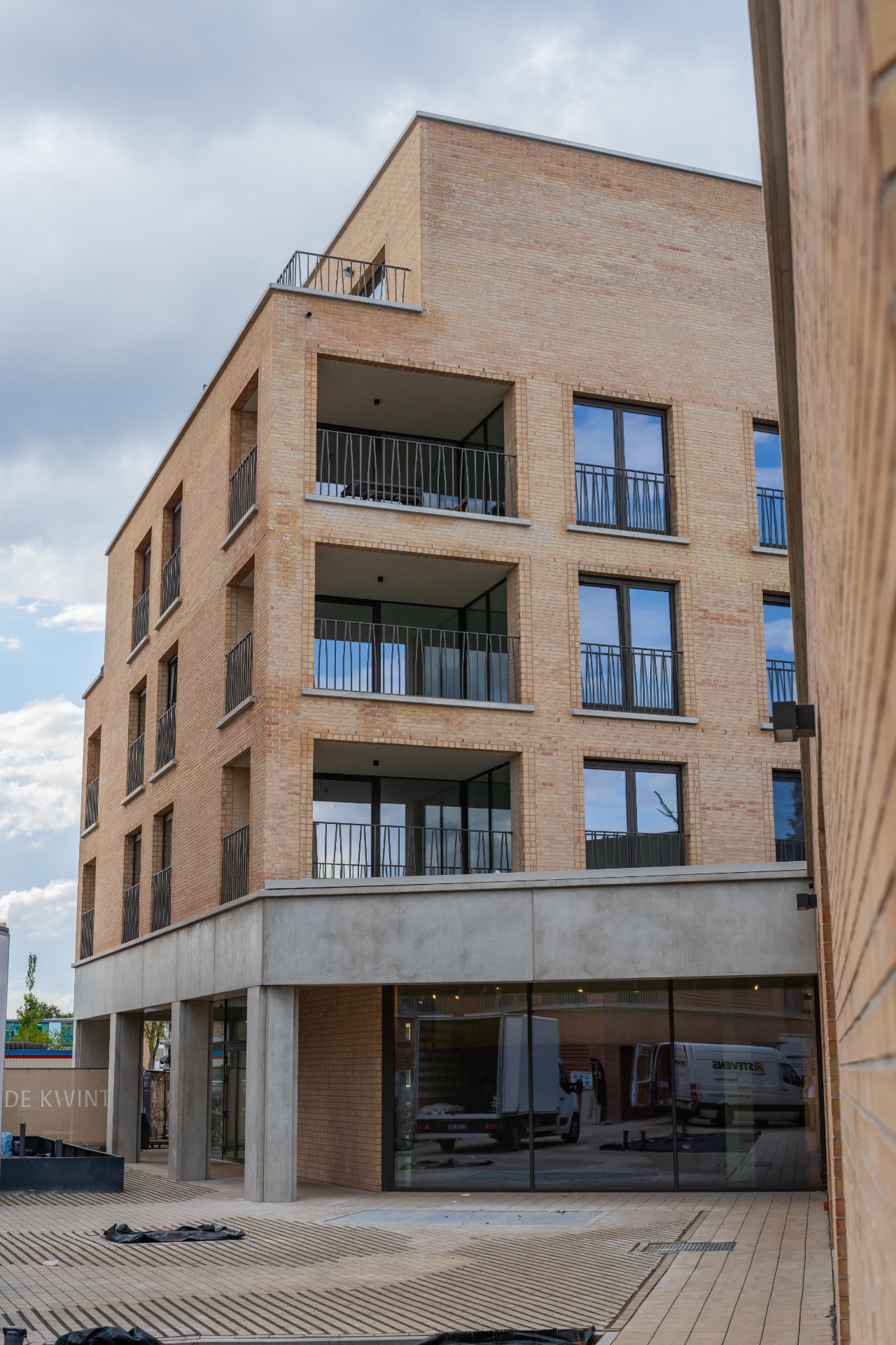 Instapklaar 1-slaapkamerappartement met terras in Residentie De Kwint - foto 1