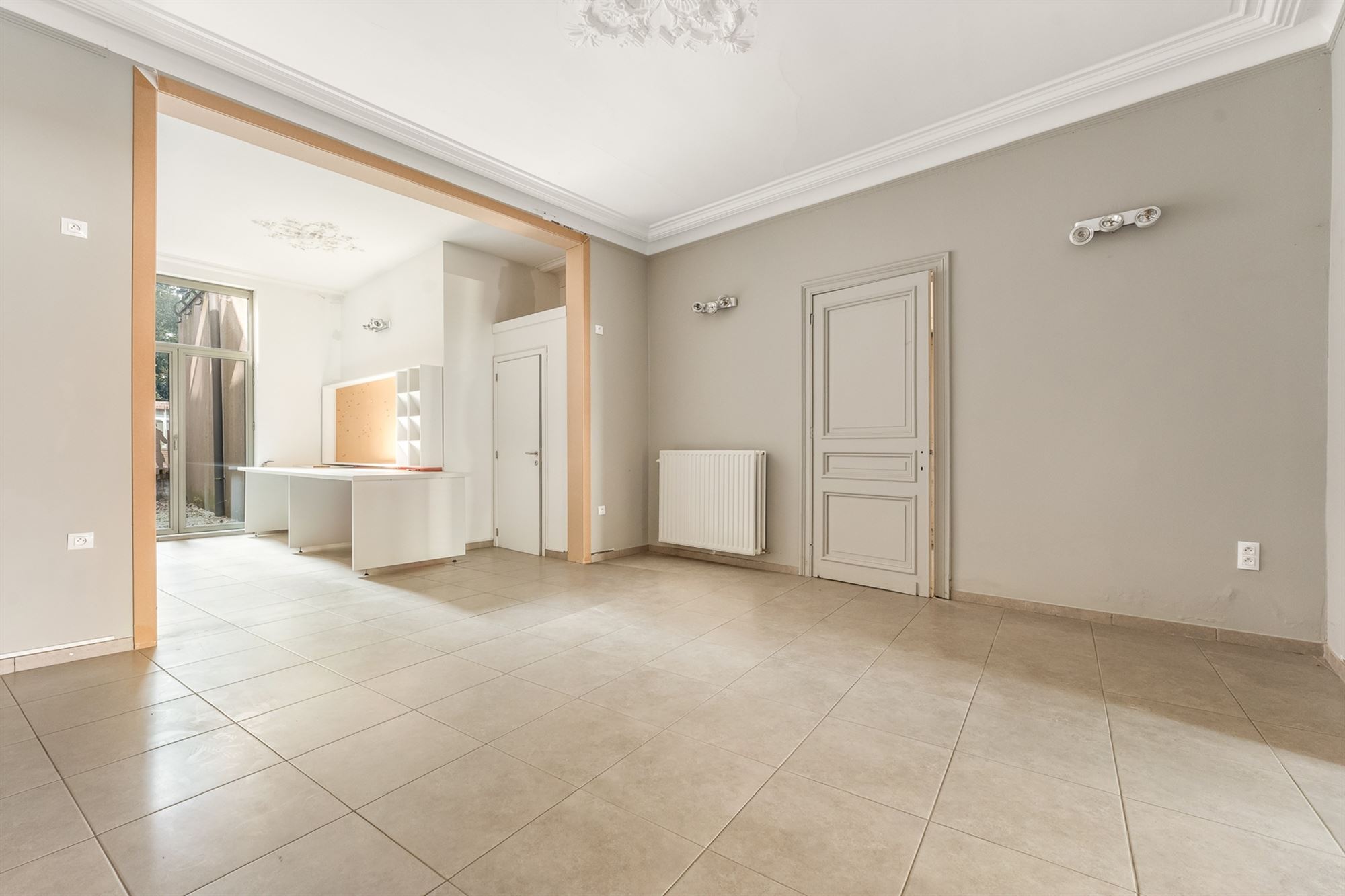 RUIM APPARTEMENT 199M2 MET HANDELSPAND OP TOP-LOCATIE! - foto 5