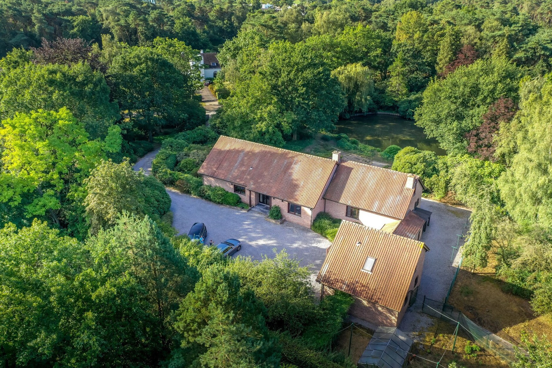 LICHTAART -Villa met grote siervijver op grond van 11.798m² - foto 5