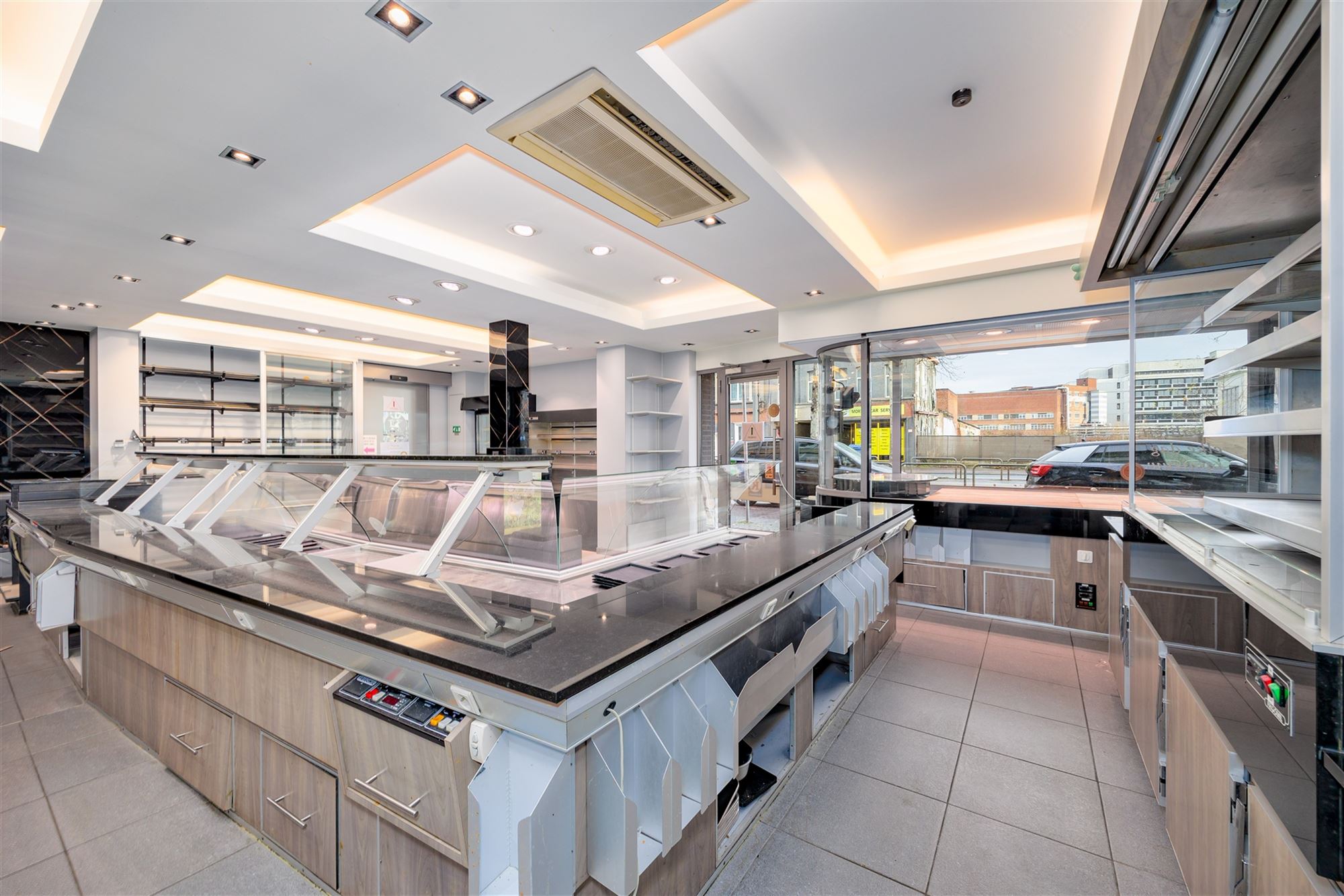 Vergund opbrengsteigendom - handelsglvl + 2 appt - foto 5