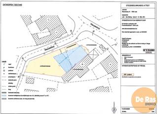 WANZELE – Mooie bouwgrond, geschikt voor HOB, in dorpscentrum.Dit mooi perceel bevindt zich aan het dorpsplein te Wanzele, op de hoek van Wanzeledorp...