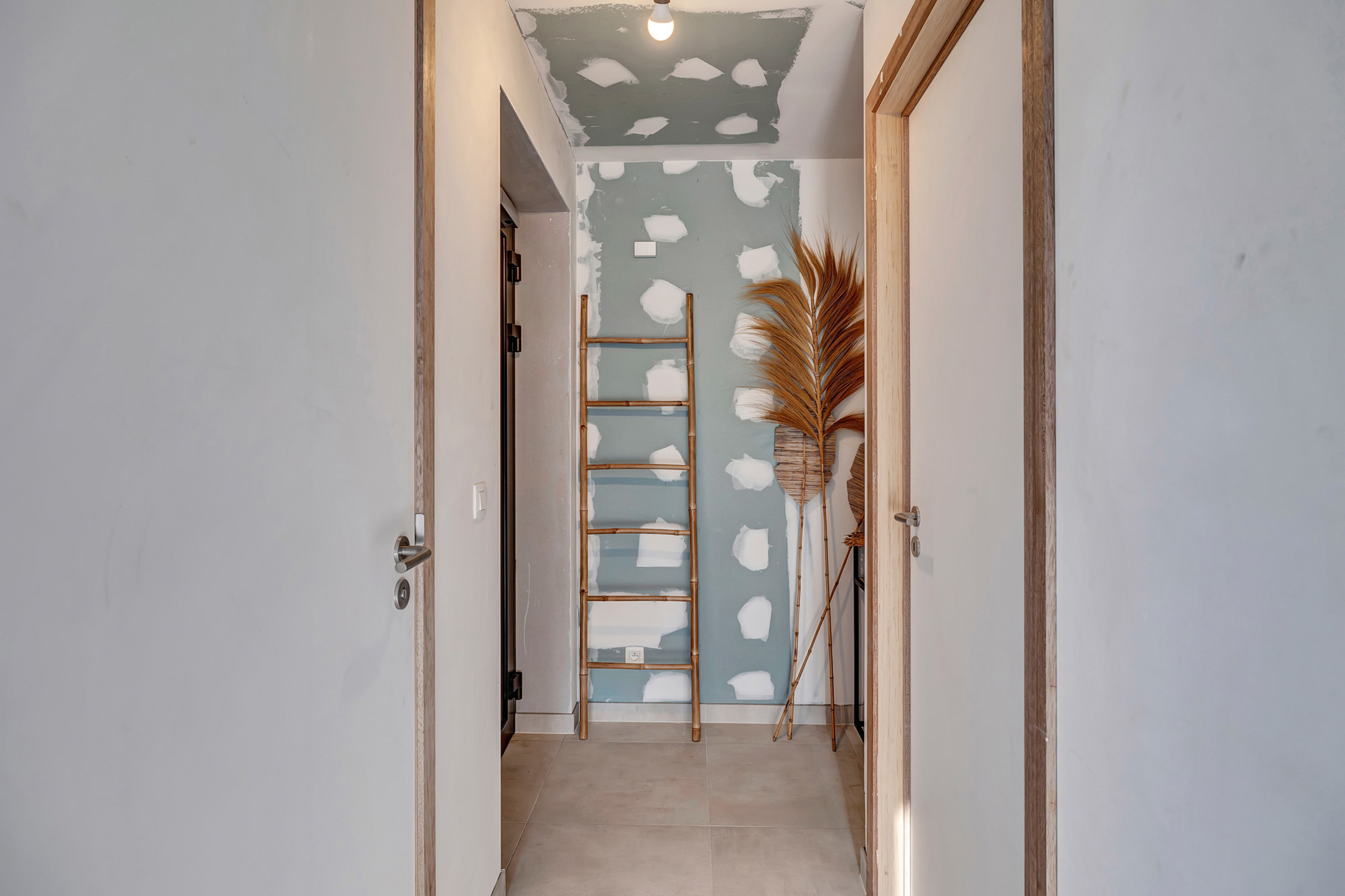 Gelijkvloers appartement met 2 slpks in uniek woonerf - foto 3