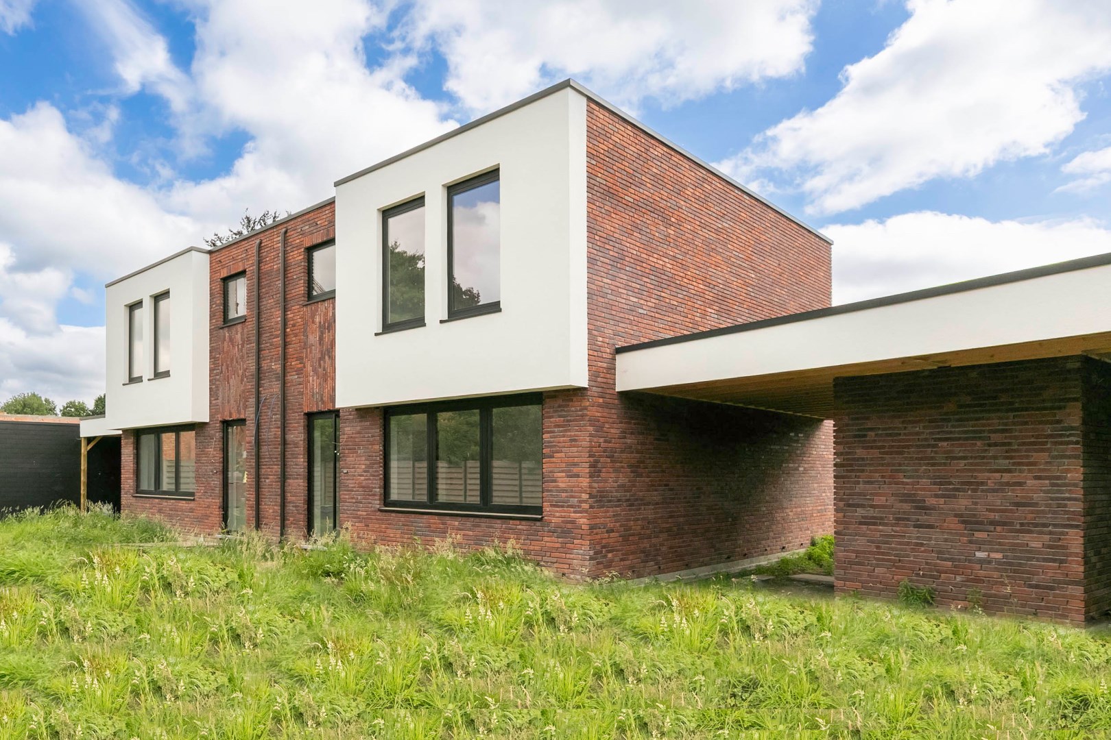 Ideaal gelegen, ruime nieuwbouwwoning - 3 slpks + tuin - foto 2
