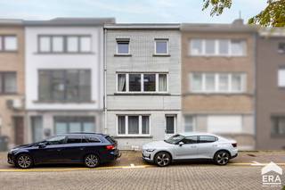 [[ DIT PAND NEEMT DEEL AAN DE ERA OPEN HUIZEN DAG OP 6/12 VAN 13:00 TOT 14:00 ]]Ben je op zoek naar een ruime woning met 4 slaapkamers en tuin in...