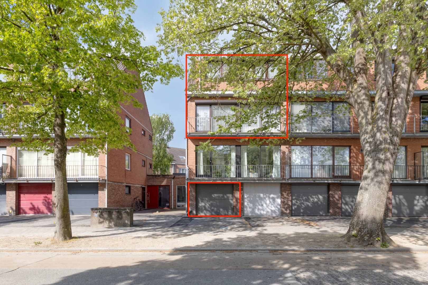 Ruim duplexappartement met 3 slaapkamers en garage! - foto 2