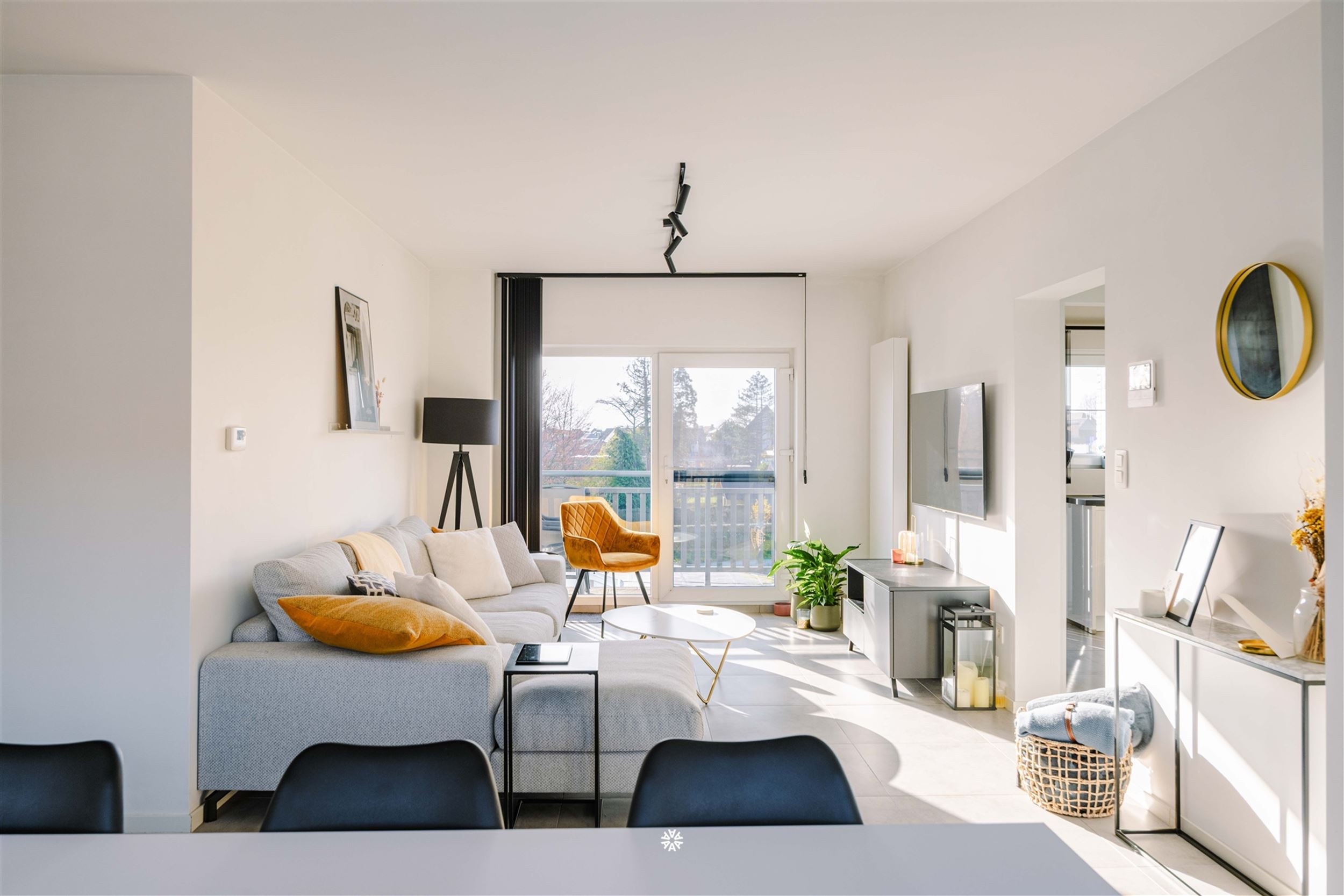 Lichtrijk en instapklaar appartement in het centrum van Buggenhout - foto 4