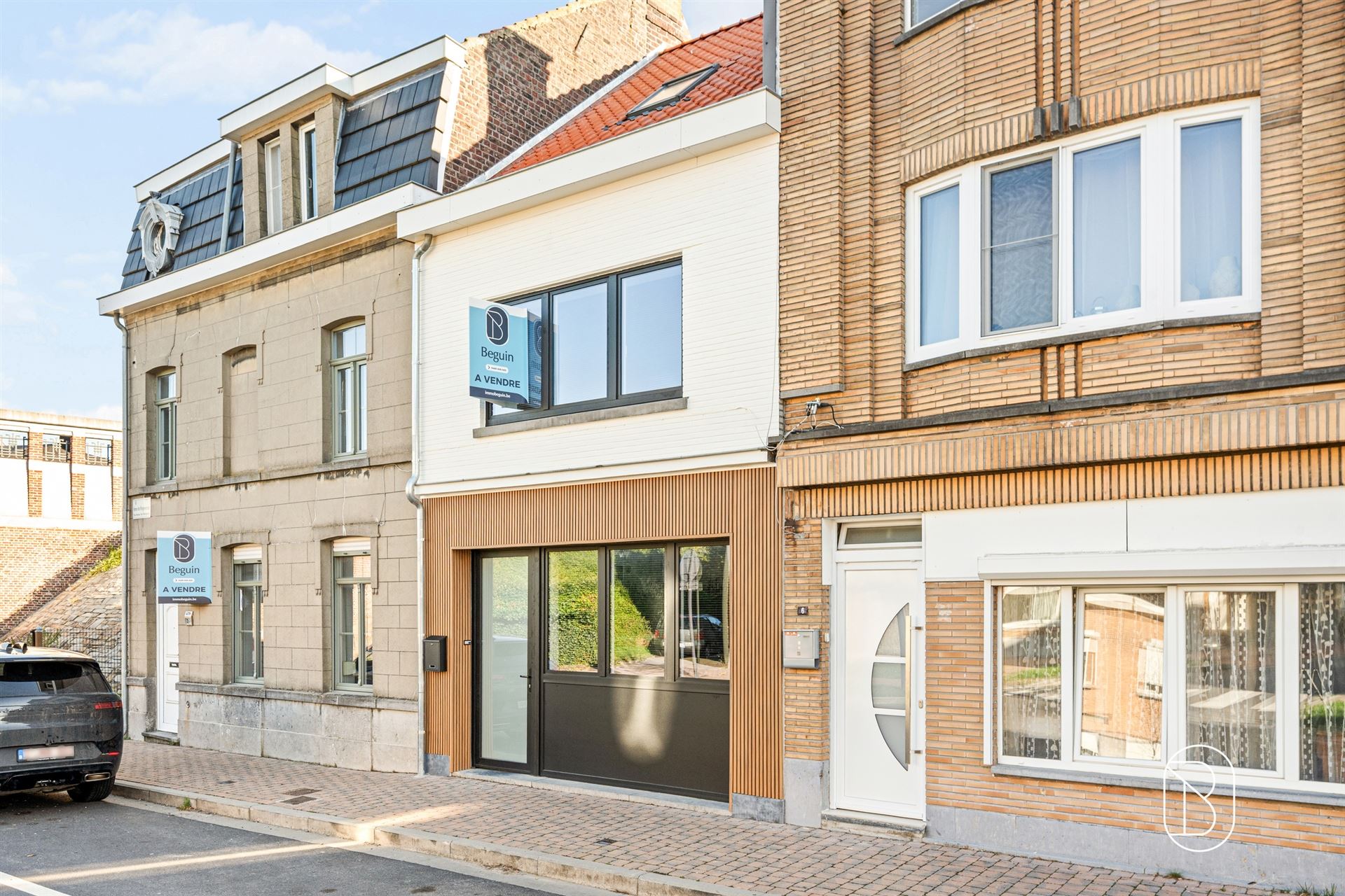 Volledig vernieuwde woning met 4 slk & tuin - foto 5