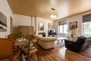 Mis deze buitenkans niet! Dit charmant appartement bevindt zich op toplocatie in Gent! (mobiscore 9,3/10!) op wandelafstand van Gent-Centrum en...