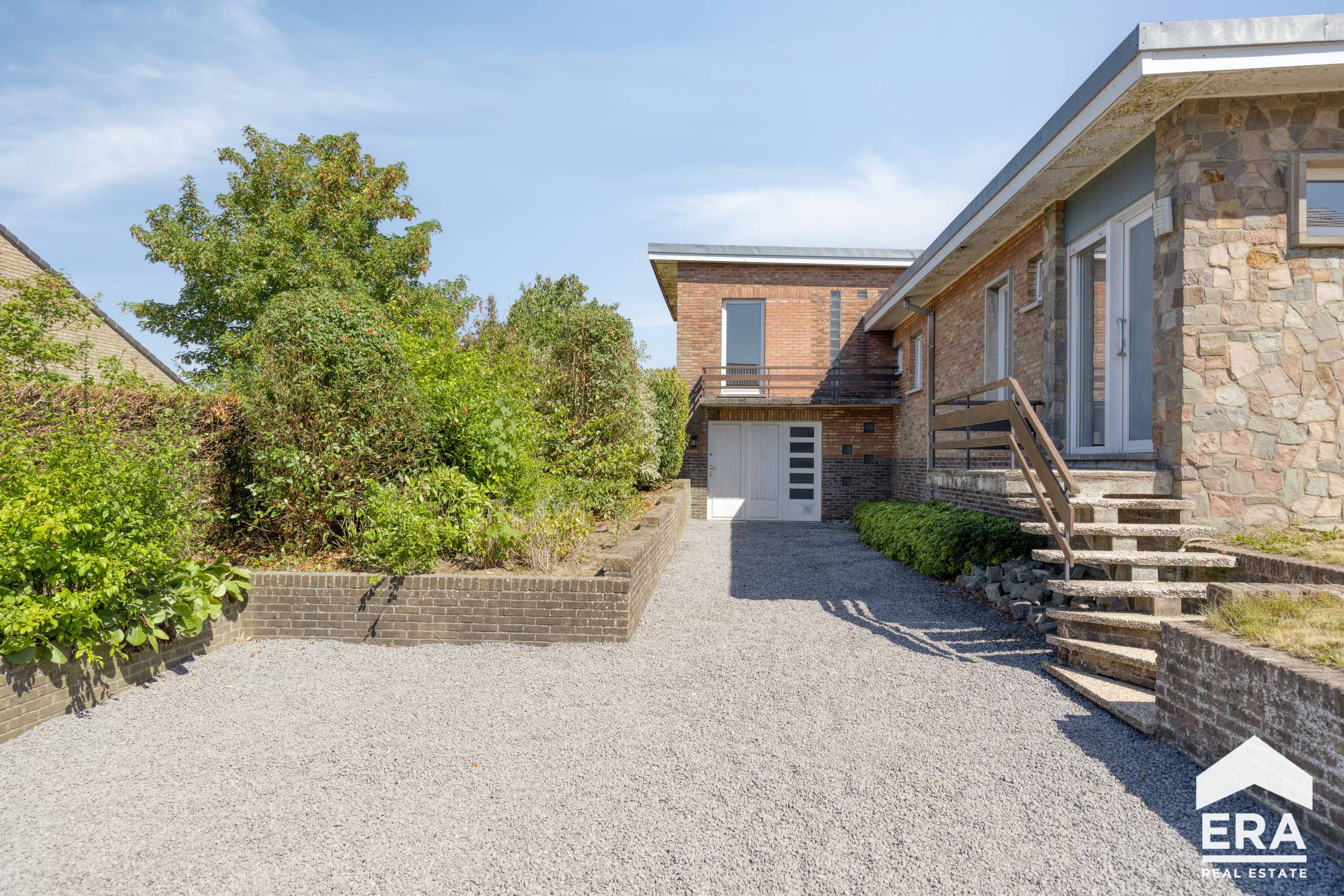 Landelijke gezinswoning met 4 slaapkamers en tuin - foto 3