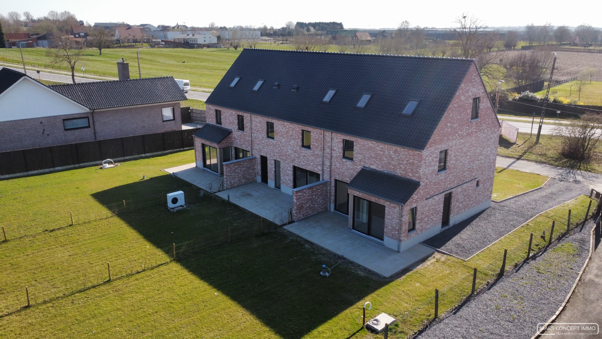 Energiezuinige nieuwbouwwoning te Koop in Vichte - photo 1