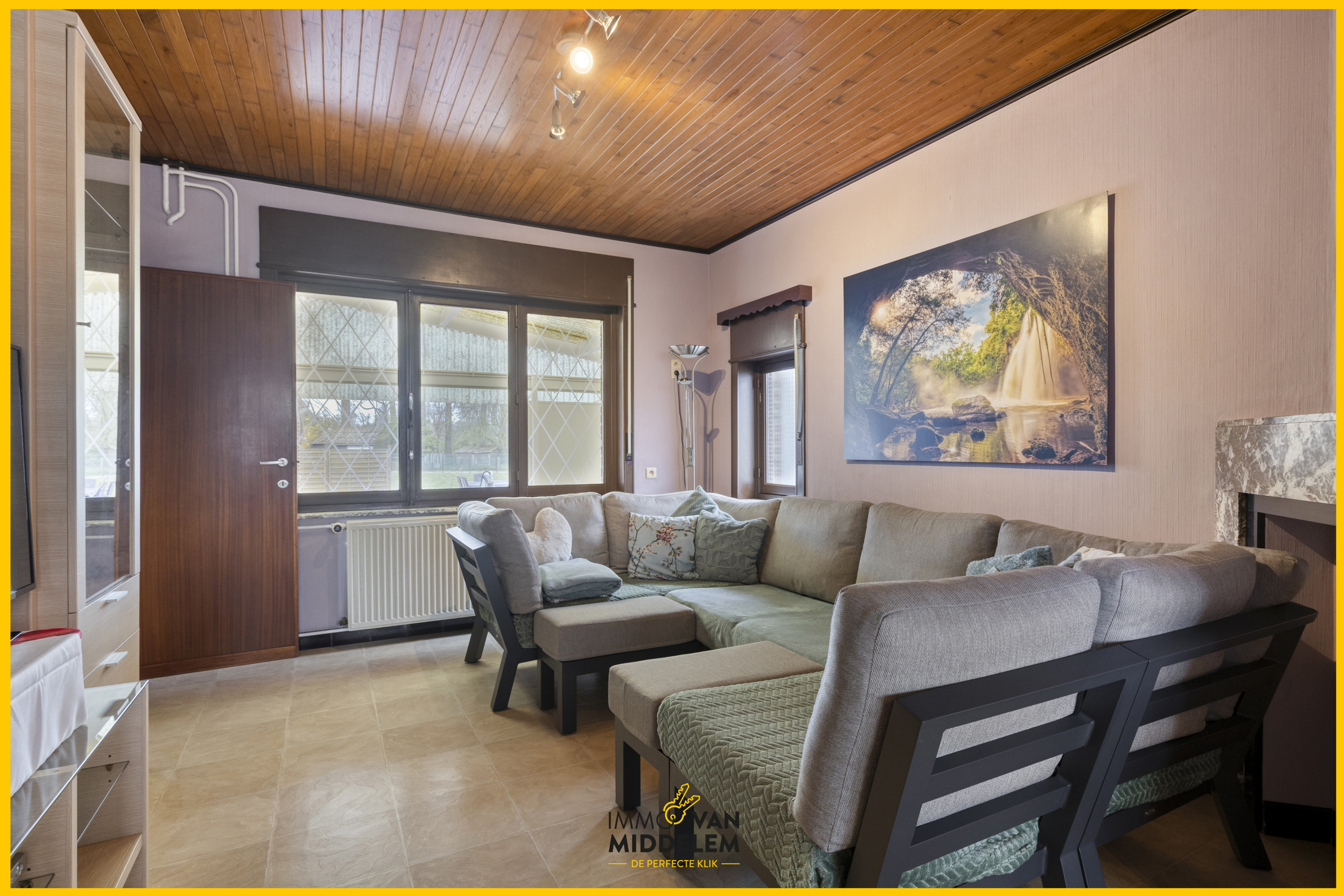 GOED ONDERHOUDEN 3-GEVELWONING MET 3 KAMERS, GARAGE EN TUIN - foto 3