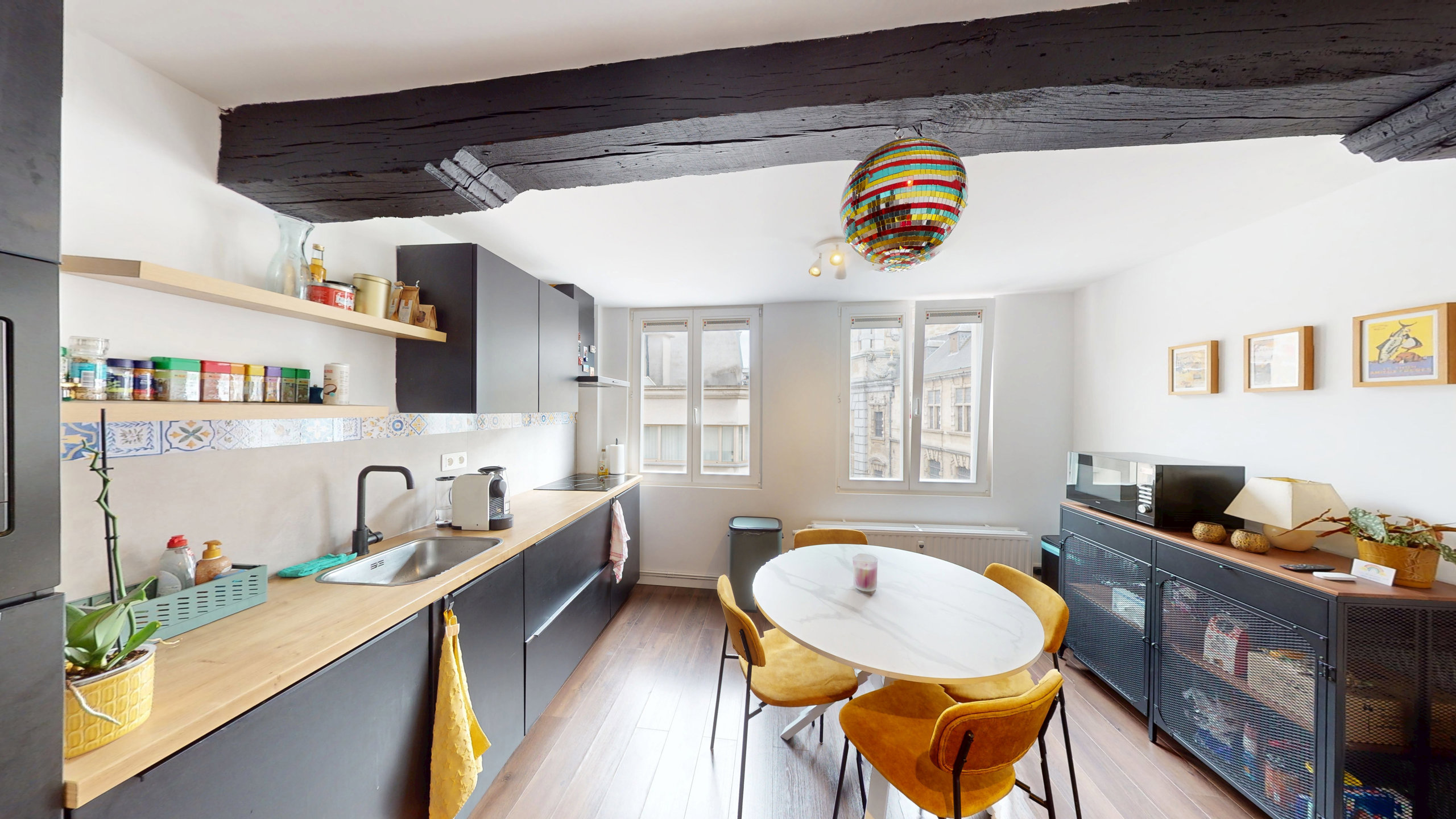 ANTWERPEN - Twee slaapkamer appartement - foto 4