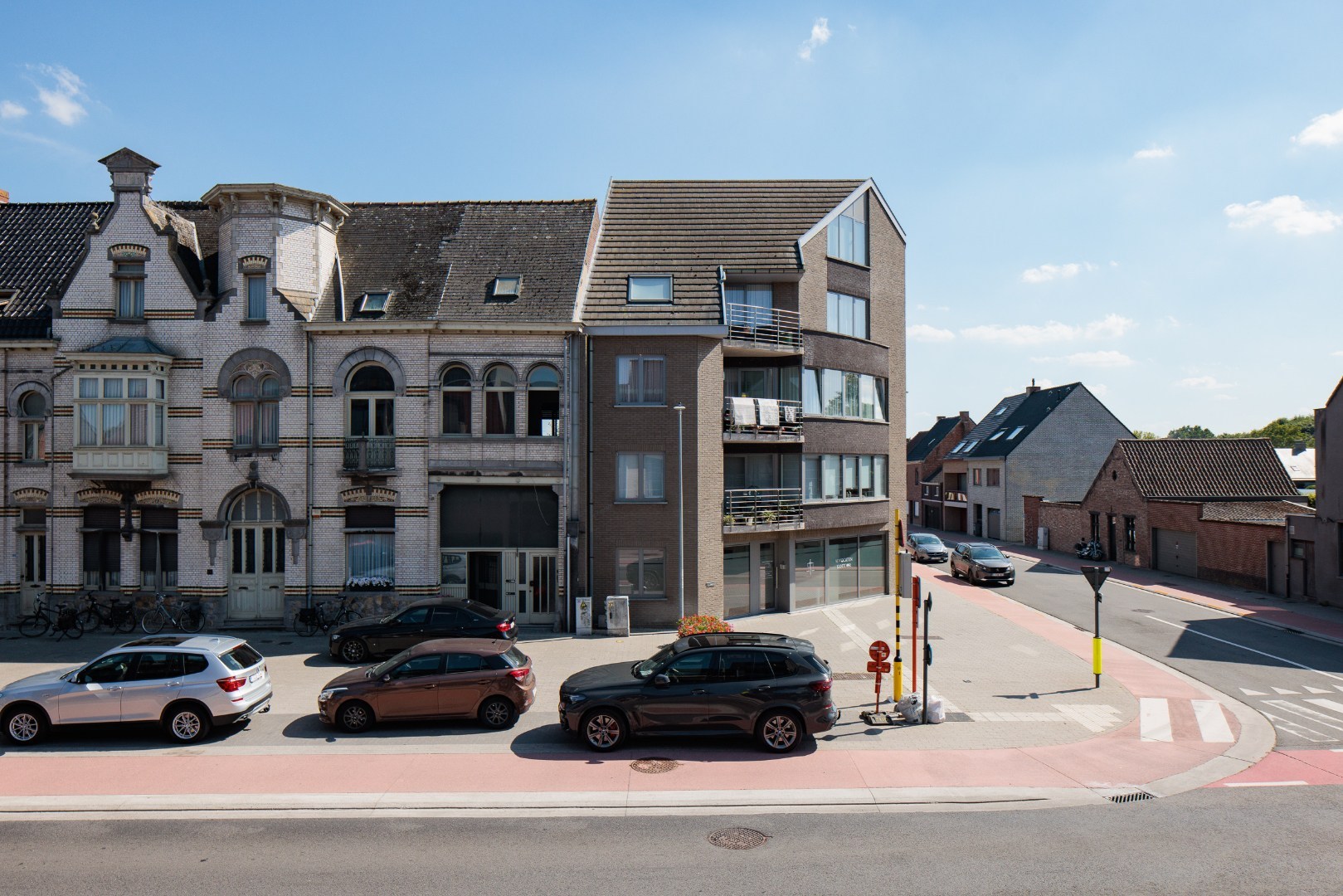 Gebouw met 2 appartementen in het dorp van Zeveneken - foto 4