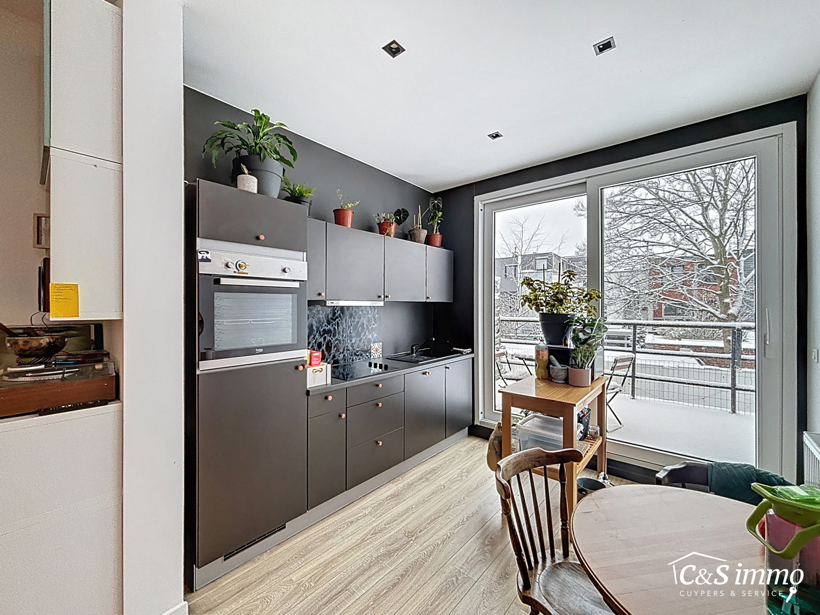 Verzorgd appartement met 2 slaapkamers en ruim terras - foto 2