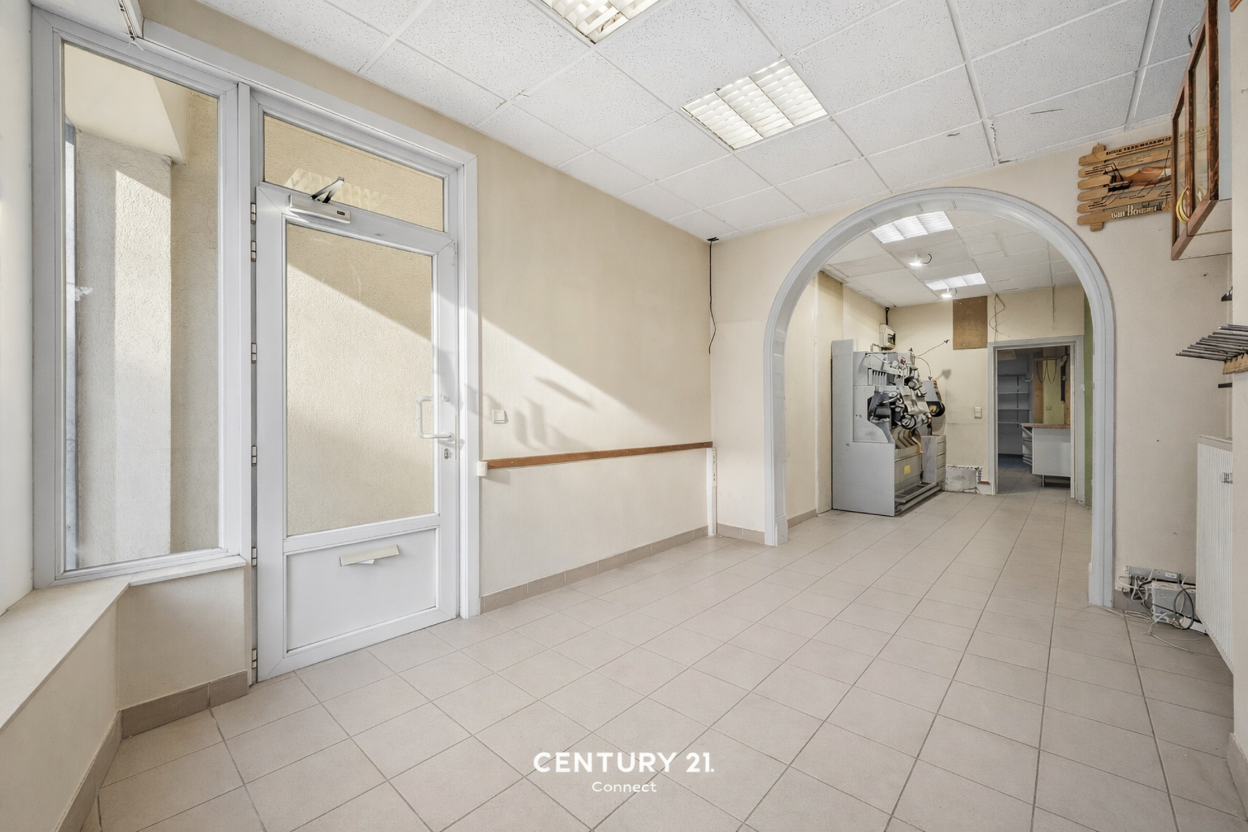 Commercial à louer à Louvain - photo 2