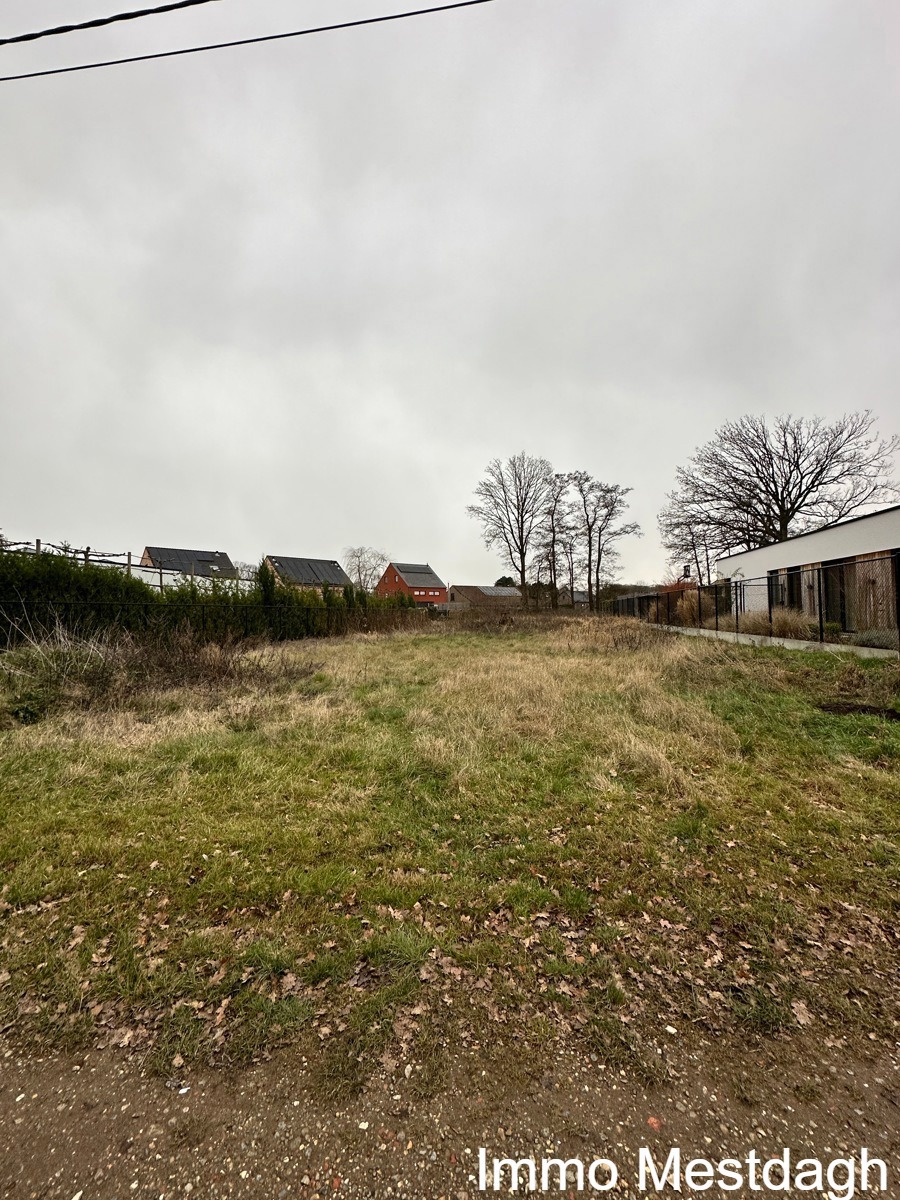 Zeldzame en rustig gelegen bouwgrond in Residentiële buurt - foto 3