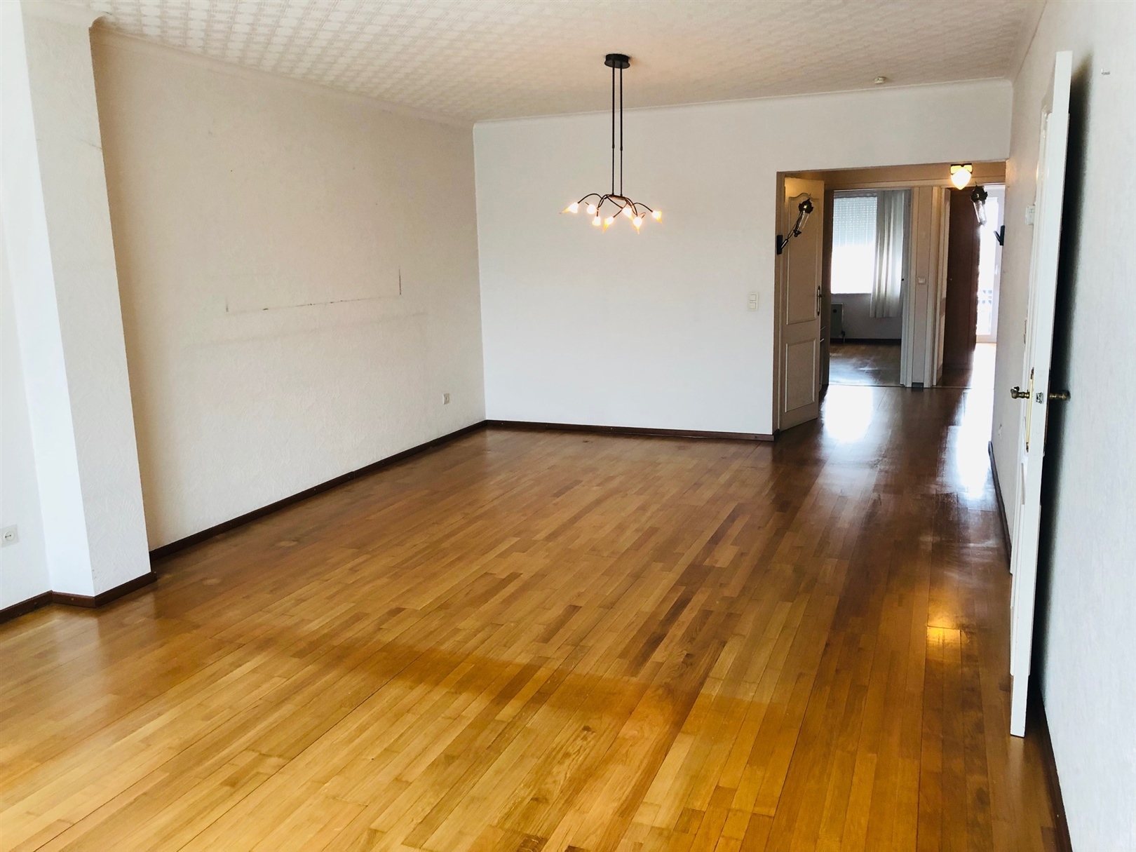 Ruim appt op 5de verd. met 2 slpks en 2 terrassen! - foto 4