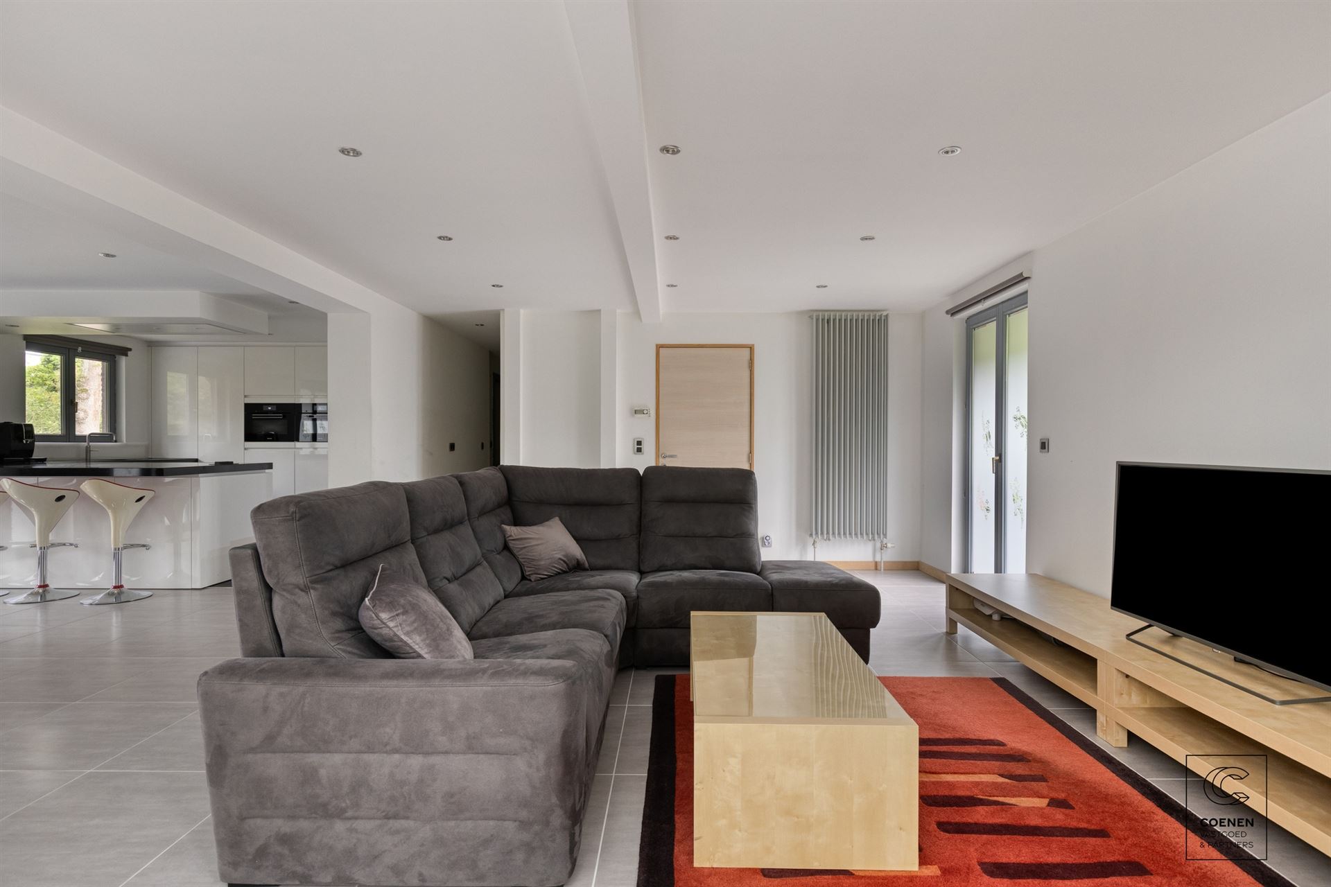 Charmante villa van 424 m² met 4 slpks, royale garage en tuin! - foto 5