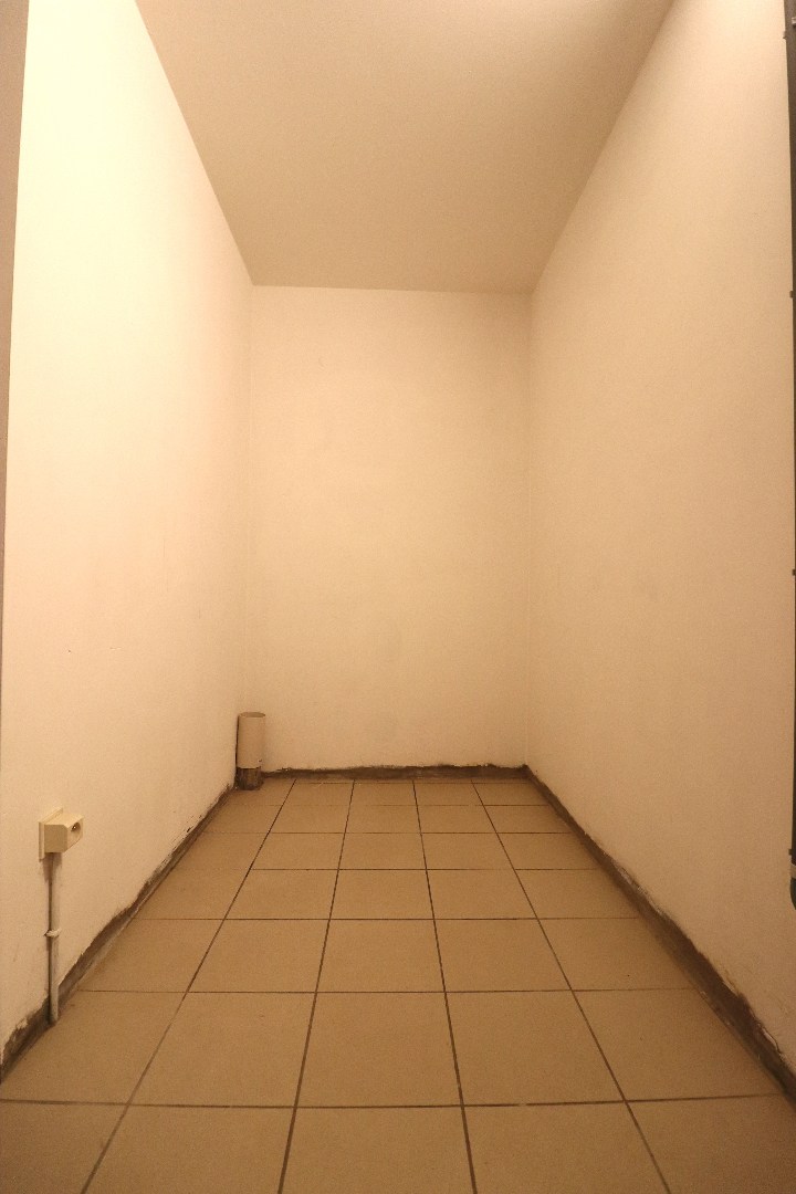 Gelijkvloers appartement met twee slaapkamers, ruime tuin én garage te huur nabij het centrum van Moerzeke - foto 5