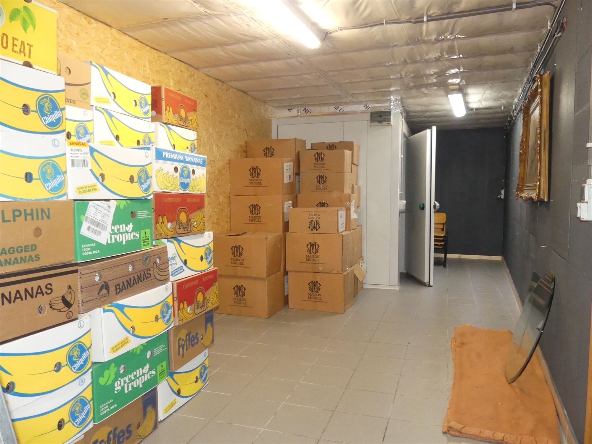 Ruim handelspand in de dorpskern van Woumen - langs belangrijke invalsweg - foto 5