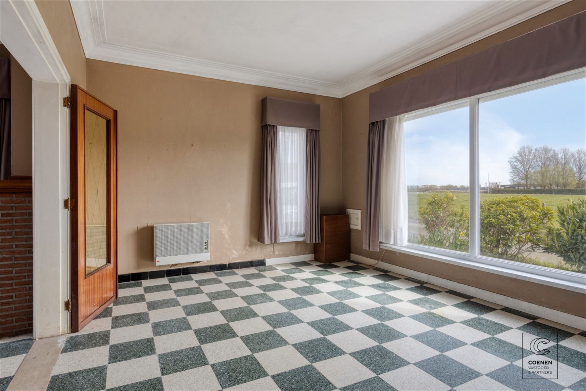 House to renovate with 2 bedrooms on prime location in Lier - photo 4