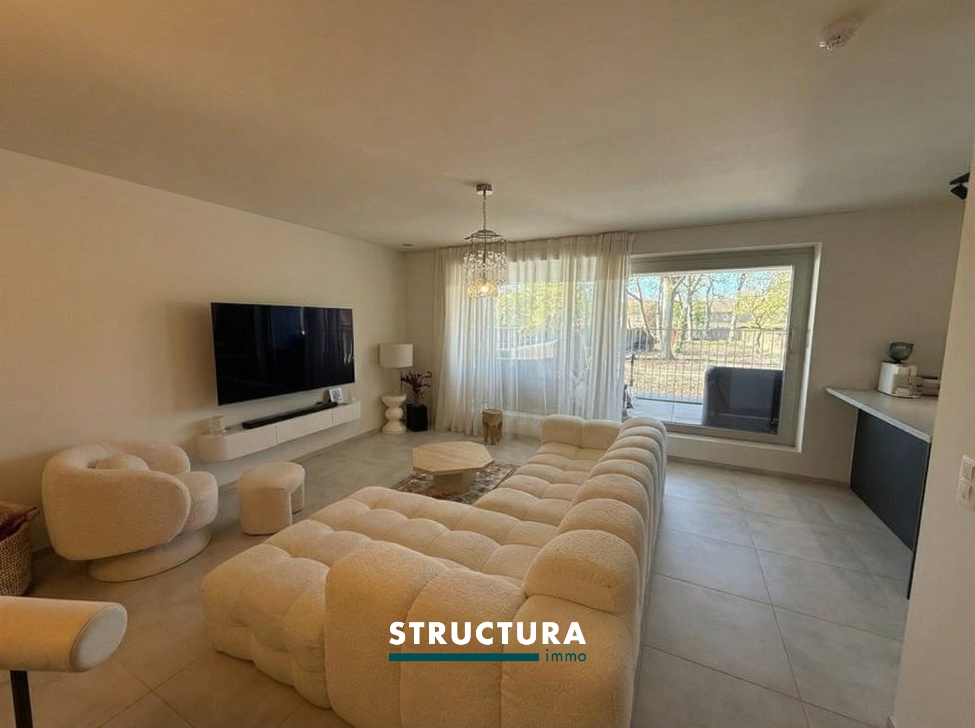 Appartement neuf avec 2 chambres et terrasse. - photo 2