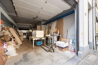 Herenhuis met magazijn en stadstuin op toplocatie, vlak bij Stadspark en MeirPal in het centrum, met zeeën van ruimte én mogelijkheden? Dit is je...