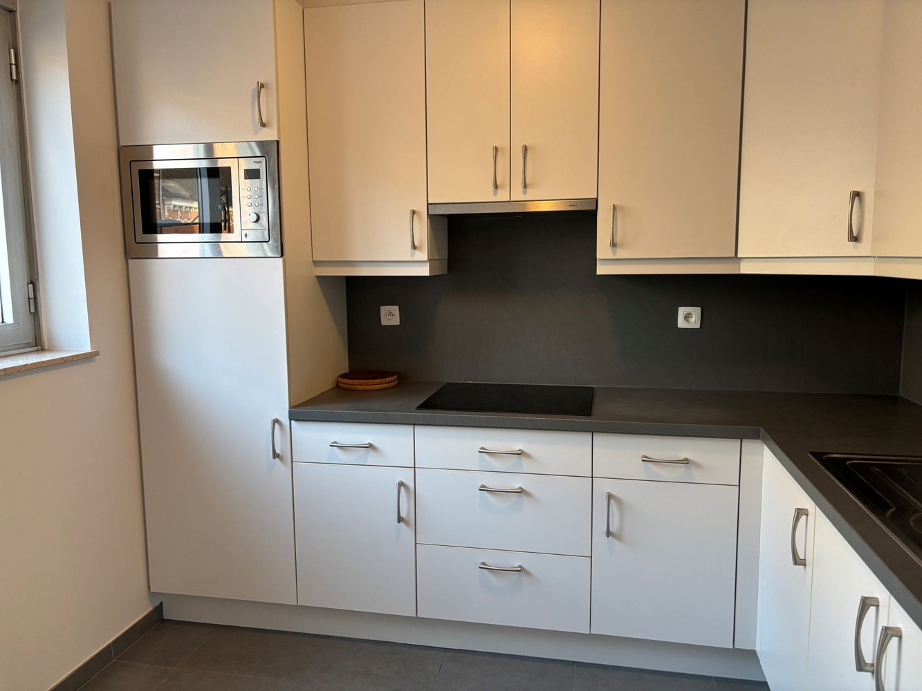 Gerenoveerd, centraal gelegen appartement met twee slaapkamers - foto 4