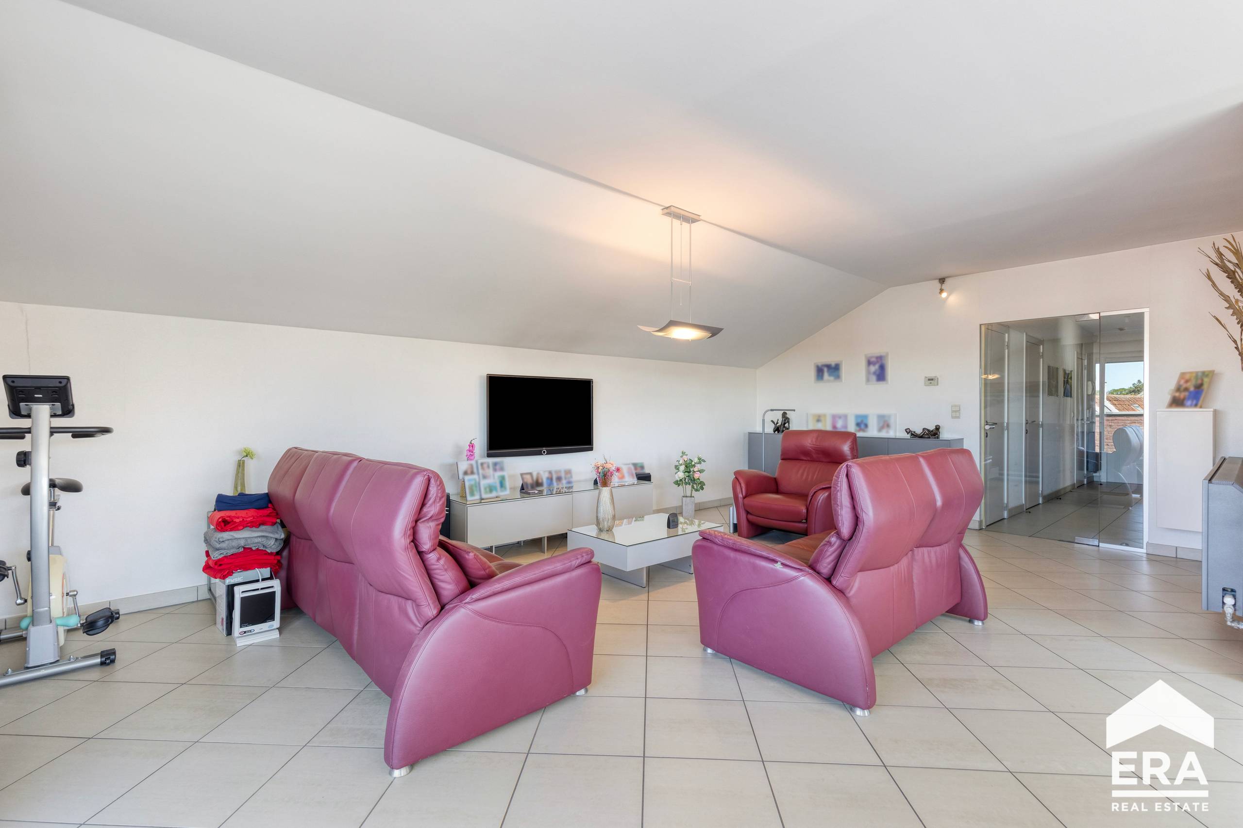 Instapklaar appartement met garage en 2 terrassen in Jabbeke - foto 5