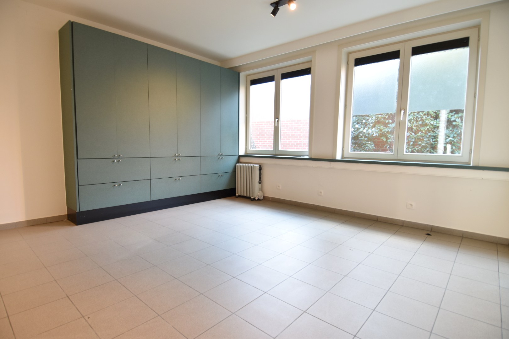 Kantoorruimte te huur in hartje Rollegem - foto 5