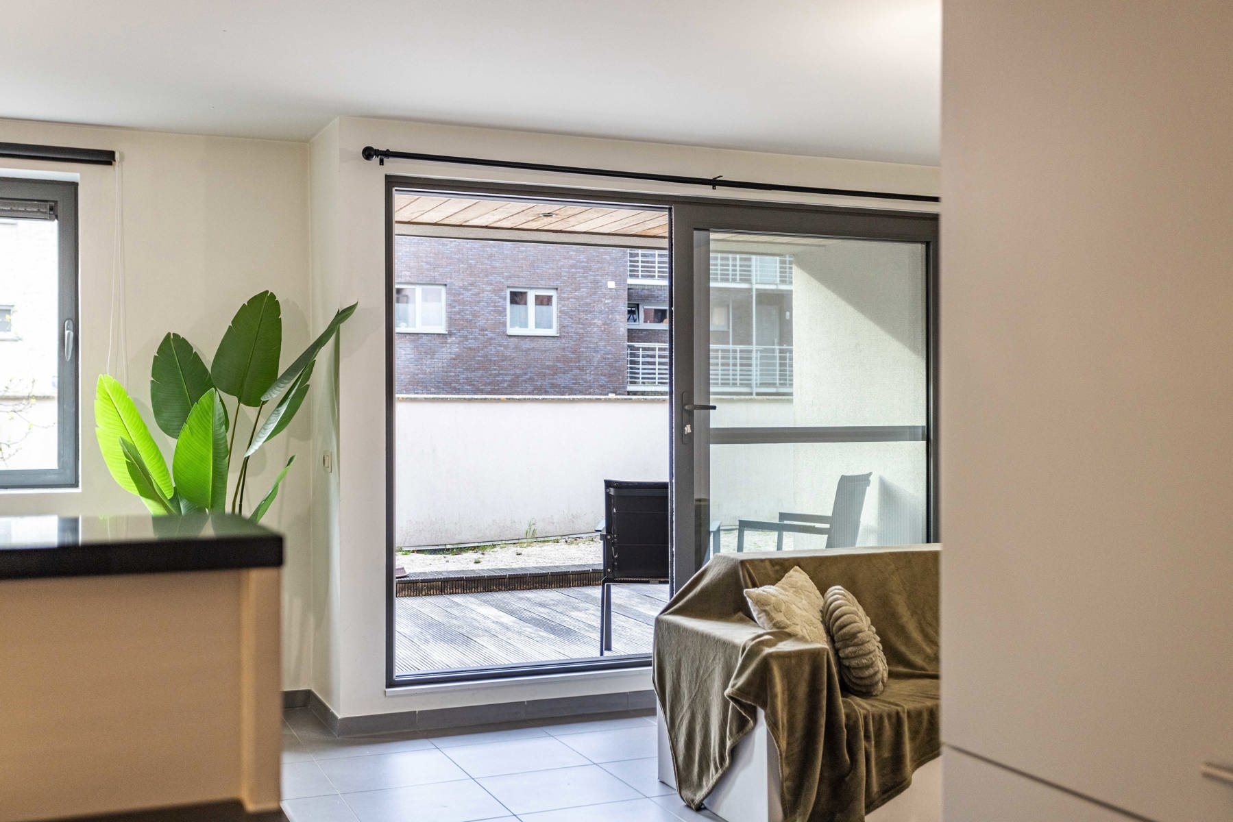 Appartement met 2 slaapkamers en terras in centrum Asse  - foto 5