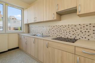  Wonen in alle rust op een toplocatie in Deurne-Zuid, pal tussen twee parken? Dit charmante appartement met twee slaapkamers vind je op...