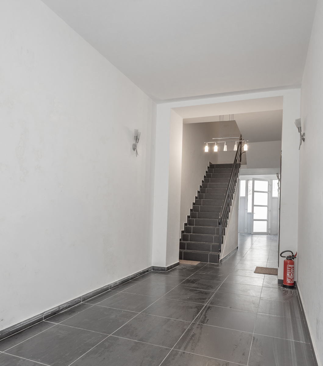 Apartment for sale in Molenbeek-Saint-Jean with 3 bedrooms - photo 2