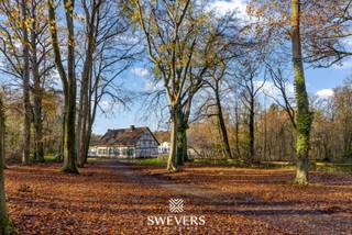 Voor uitgebreide info en foto’s, surf naar www.SWEVERS.be! – Op zoek naar een exceptioneel pand om weldra te starten met een uniek project of om...