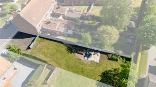 BOUWGROND VOOR HALFOPEN BEBOUWING VAN 589M² TE SCHUIFERSKAPELLEIn de Biermanstraat in Schuiferskapelle bevindt zich deze ruime bouwgrond van 589 m²...