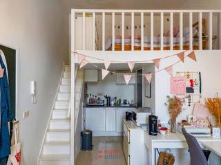 Très belle chambre d'étudiant à louer à Louvain. Dotée d'une belle finition, d'une kitchenette privée et entièrement meublée, cette chambre, combinée à son bon emplacement, est un véritable gagnant dans le segment ! Wifi, salle de bain séparée, c'est un must pour commencer vos études en toute tranquillité ! Situé à proximité de plusieurs écoles et des transports en commun. Consommation de 50 EUR par mois. EPC 198