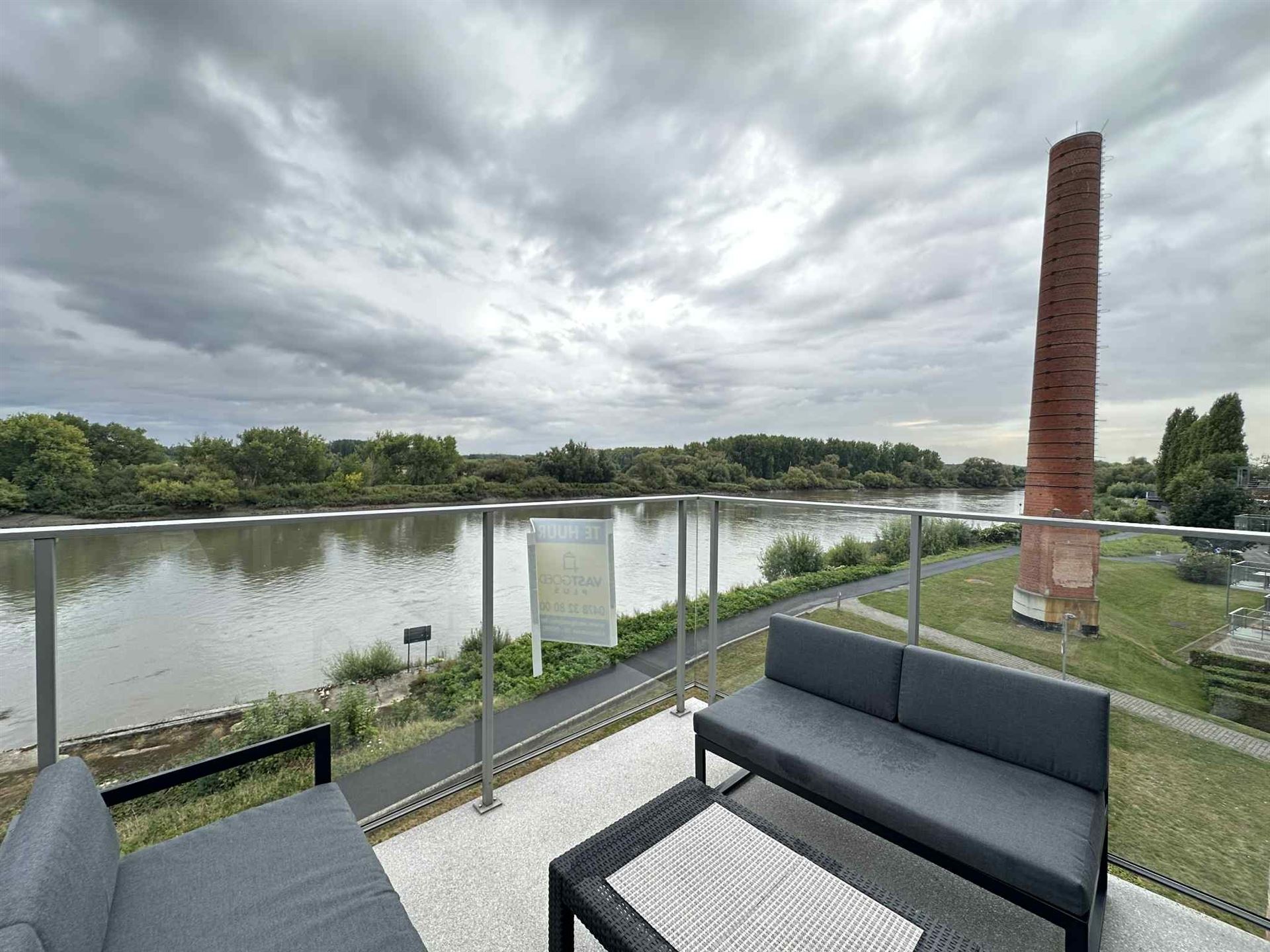 Prachtig appartement met zicht op het water. - foto 4