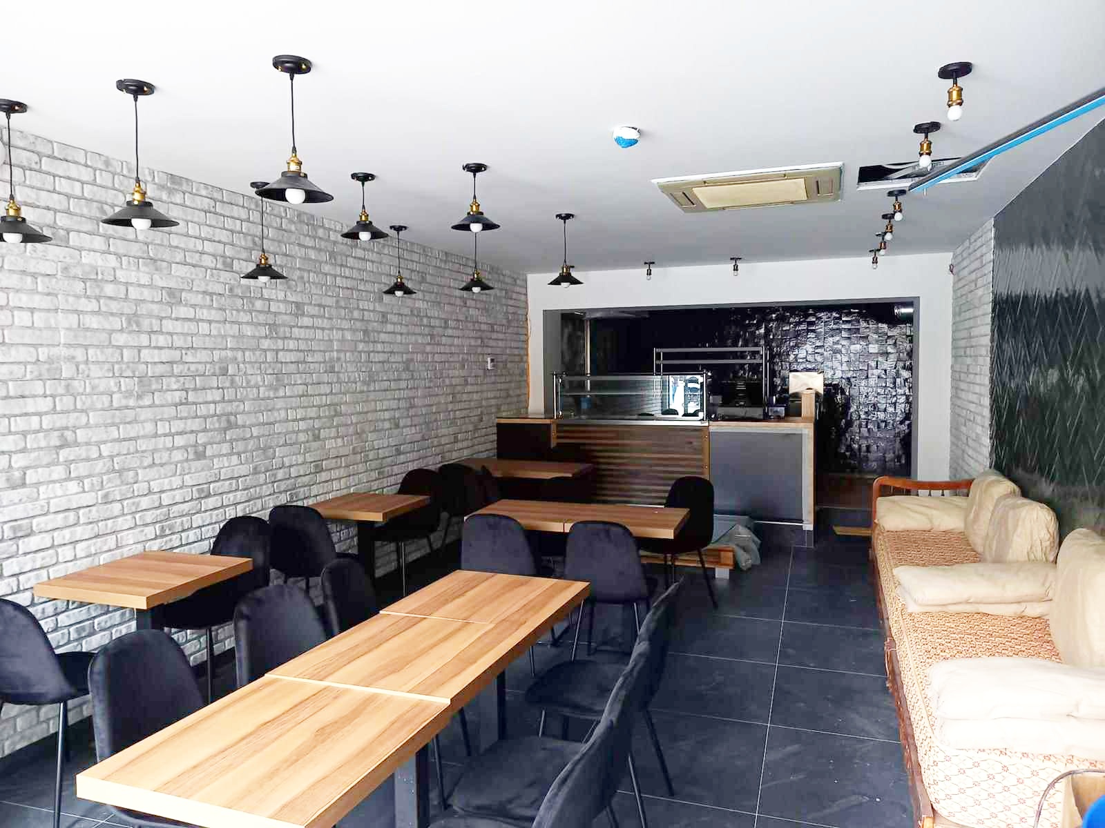 Commercial à louer à Hal - photo 3