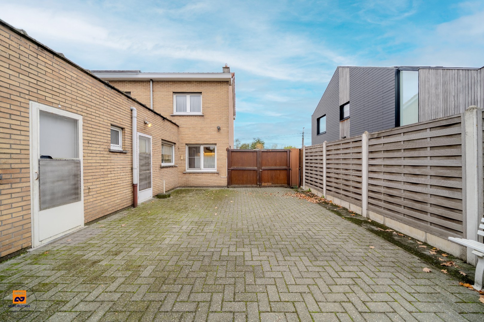 Te renoveren halfopen bebouwing met ruime achtertuin te Evergem - foto 4