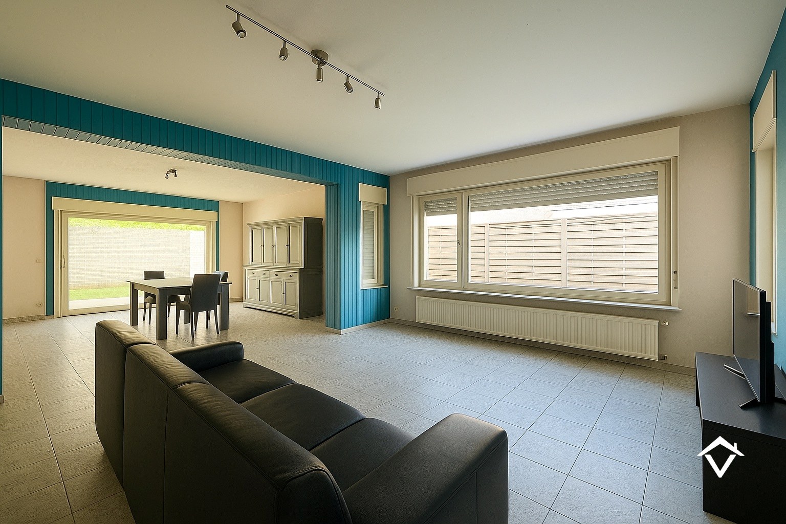 Ruime gezinswoning op perceel van 1126 m² - tal van mogelijkheden! - foto 5