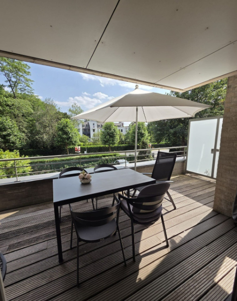 IN EEN CHARMANT KLEINSCHALIG GEBOUW IN KNOKSE STIJL APPARTEMENT OP DE 1 STE VERD. - foto 5